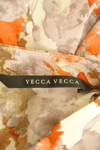YECCA VECCA（イェッカヴェッカ）の古着「モザイクフラワーノースリブラウス（カットソー・プルオーバー）」大画像６へ