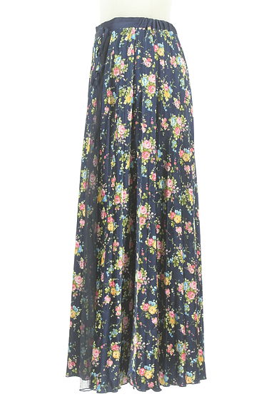 axes femme（アクシーズファム）の古着「ラップ風チュール切替花柄ベロアロングスカート（ロングスカート・マキシスカート）」大画像３へ