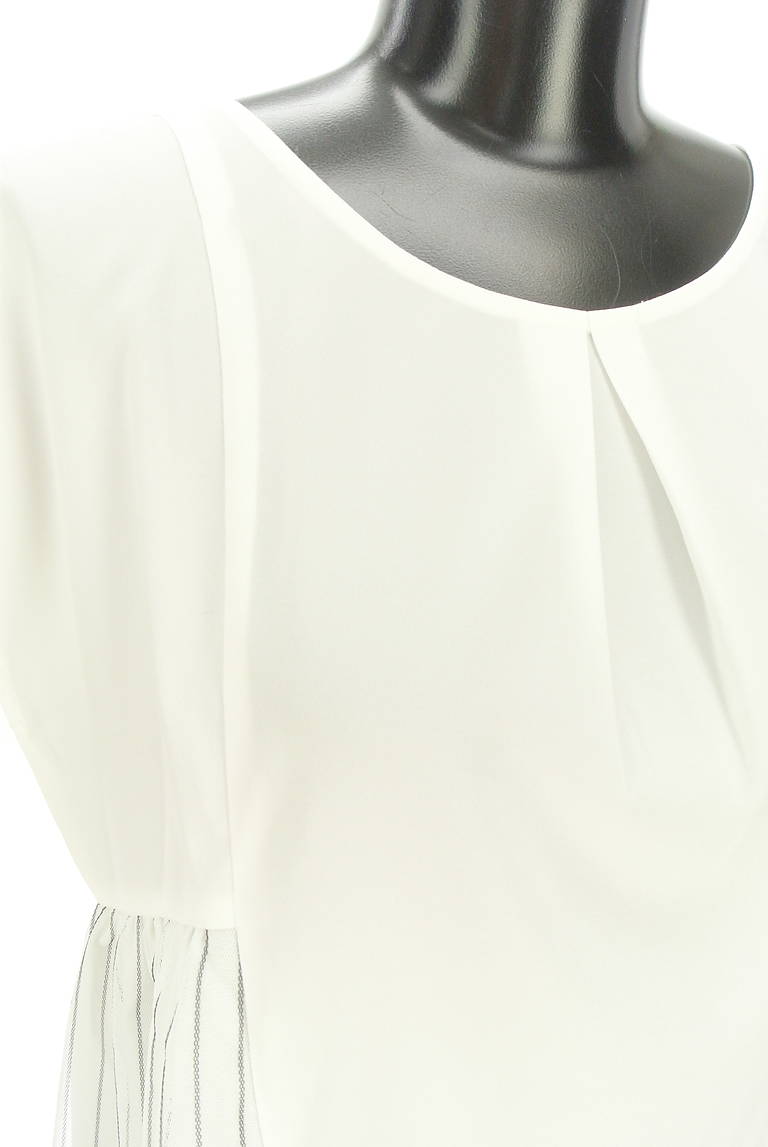 YECCA VECCA（イェッカヴェッカ）の古着「商品番号：PR10316525」-大画像4