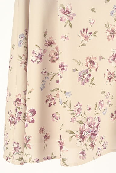 Debut de Fiore by LAISSE PASSE（デビュー・ド・フィオレ）の古着「花柄タックミモレ丈スカート（スカート）」大画像５へ