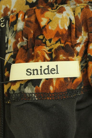 Snidel（スナイデル）の古着「花柄ドロストシフォンミニスカート（ミニスカート）」大画像６へ