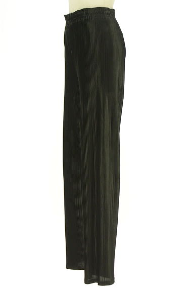EMODA（エモダ）の古着「光沢プリーツセミワイドパンツ（パンツ）」大画像３へ