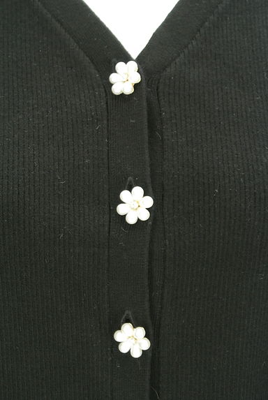 LAISSE PASSE（レッセパッセ）の古着「お花ボタンクロップドニットカーディガン（カーディガン・ボレロ）」大画像４へ
