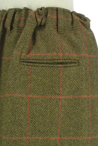 Traditional Weatherwear（トラディショナルウェザーウェア）の古着「フロントボタンチェック柄ミモレスカート（スカート）」大画像５へ