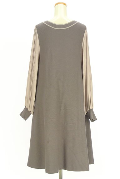 PROPORTION BODY DRESSING（プロポーションボディ ドレッシング）の古着「サテン袖膝丈ニットワンピース（ワンピース・チュニック）」大画像２へ