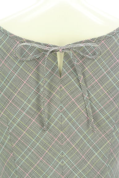 BURBERRY BLUE LABEL（バーバリーブルーレーベル）の古着「ベルト付き膝下チェックキャミワンピース（キャミワンピース）」大画像４へ