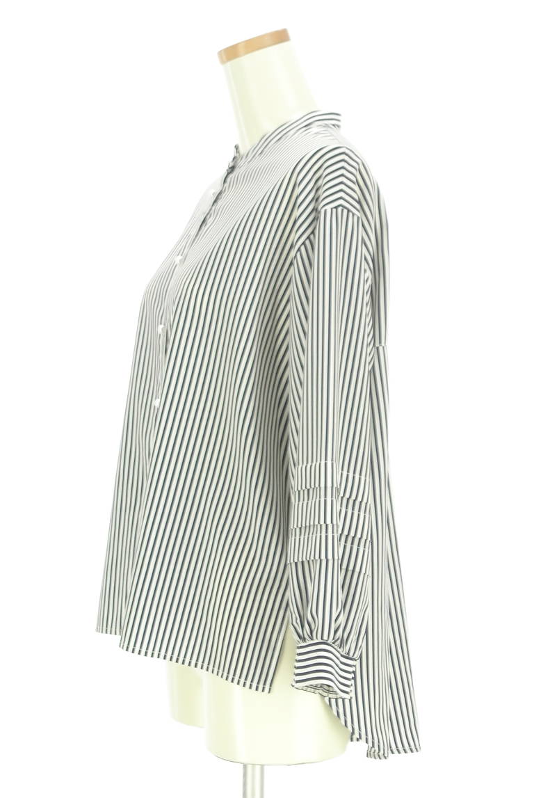 YECCA VECCA（イェッカヴェッカ）の古着「商品番号：PR10319216」-大画像3