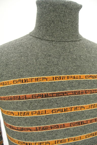 Jean Paul GAULTIER（ジャンポールゴルチエ）の古着「ロゴボーダータートルネックニットトップス（ニット）」大画像４へ