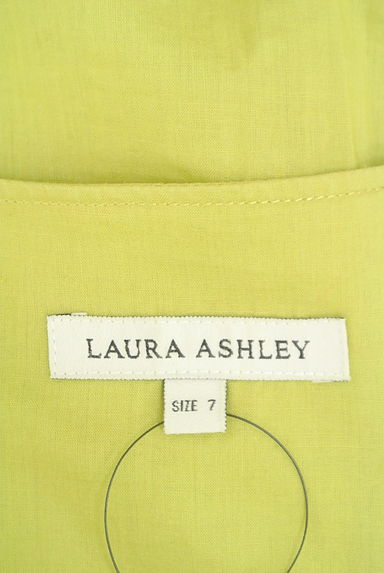 Laura Ashley（ローラアシュレイ）の古着「花柄刺繍スキッパーブラウス（カットソー・プルオーバー）」大画像６へ