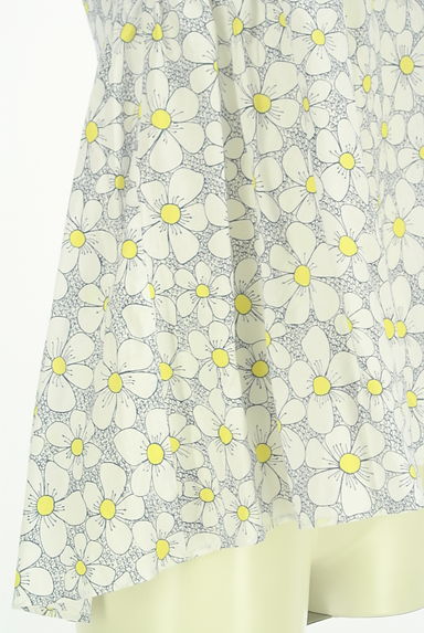 To b. by agnes b.（トゥービーバイアニエスベー）の古着「花柄ペプラムカットソー（カットソー・プルオーバー）」大画像４へ