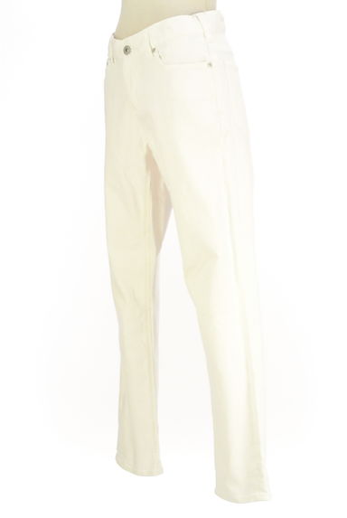 NATURAL BEAUTY BASIC（ナチュラルビューティベーシック）の古着「ホワイトテーパードデニムパンツ（デニムパンツ）」大画像３へ