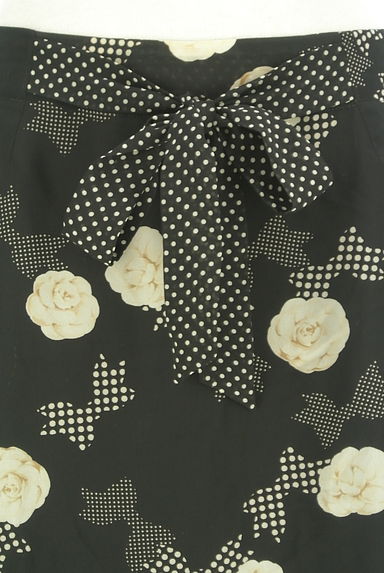 INGEBORG（インゲボルグ）の古着「ドットリボン×花柄ロングシフォンスカート（ロングスカート・マキシスカート）」大画像４へ
