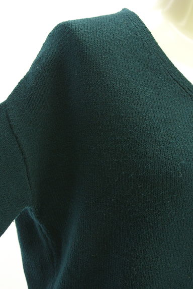 Ciaopanic（チャオパニック）の古着「ドロップショルダーVネックニットトップス（ニット）」大画像４へ
