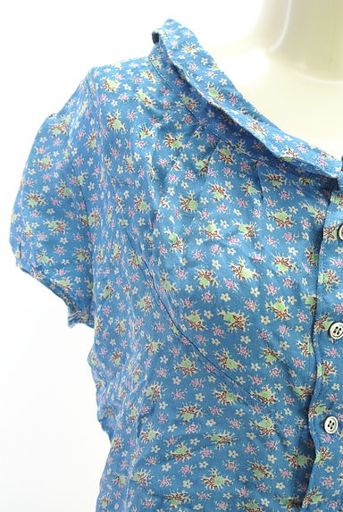 ZUCCa（ズッカ）の古着「小花柄シャツ（ブラウス）」大画像４へ