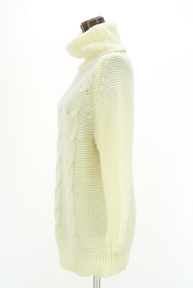 Snidel（スナイデル）の古着「ボリュームタートルネックケーブルニット（ニット）」大画像３へ