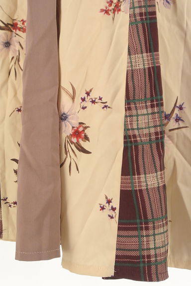 axes femme（アクシーズファム）の古着「ベルト付きチェック×花柄ロングスカート（ロングスカート・マキシスカート）」大画像５へ