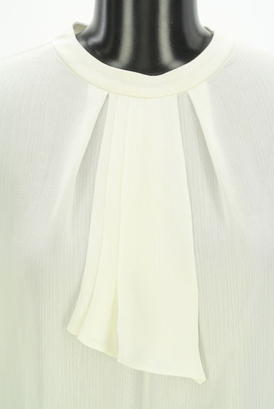 NATURAL BEAUTY BASIC（ナチュラルビューティベーシック）の古着「フロントタイカットソー（カットソー・プルオーバー）」大画像４へ