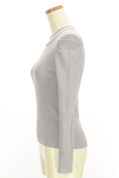 MISCH MASCH（ミッシュマッシュ）の古着「パール付きモックネックリブニット（ニット）」大画像３へ