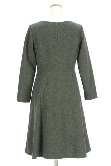 NATURAL BEAUTY BASIC（ナチュラルビューティベーシック）の古着「膝丈起毛フレアワンピース（ワンピース・チュニック）」大画像２へ