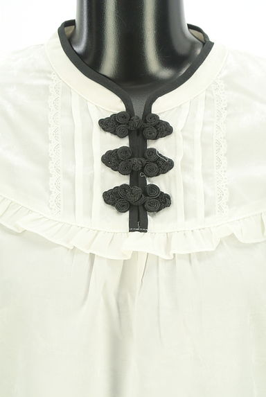 axes femme（アクシーズファム）の古着「チャイナボタンパイピングカットソー（カットソー・プルオーバー）」大画像４へ
