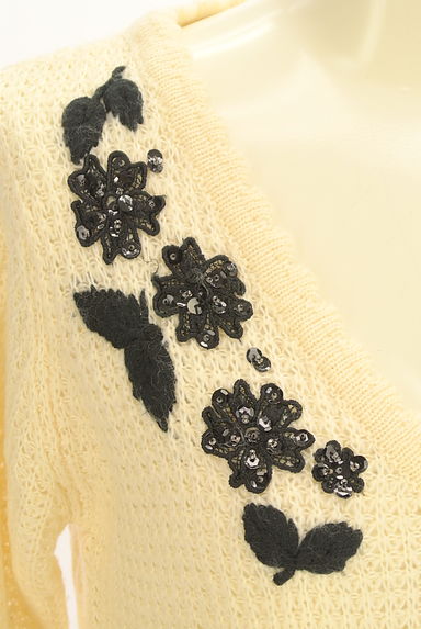 axes femme（アクシーズファム）の古着「スパンコール花刺繍ミドルニットカーディガン（カーディガン・ボレロ）」大画像４へ