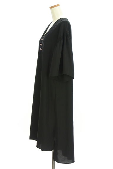 axes femme（アクシーズファム）の古着「フレア袖深Ｖレース切替ワンピース（ワンピース・チュニック）」大画像３へ
