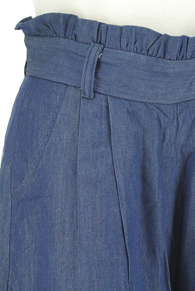 LIZ LISA（リズリサ）の古着「シャンブレーミモレパンツ（ショートパンツ・ハーフパンツ）」大画像４へ