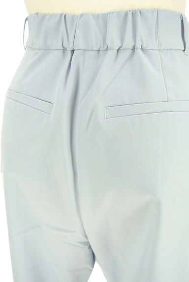 NATURAL BEAUTY BASIC（ナチュラルビューティベーシック）の古着「タックテーパードパンツ（パンツ）」大画像５へ
