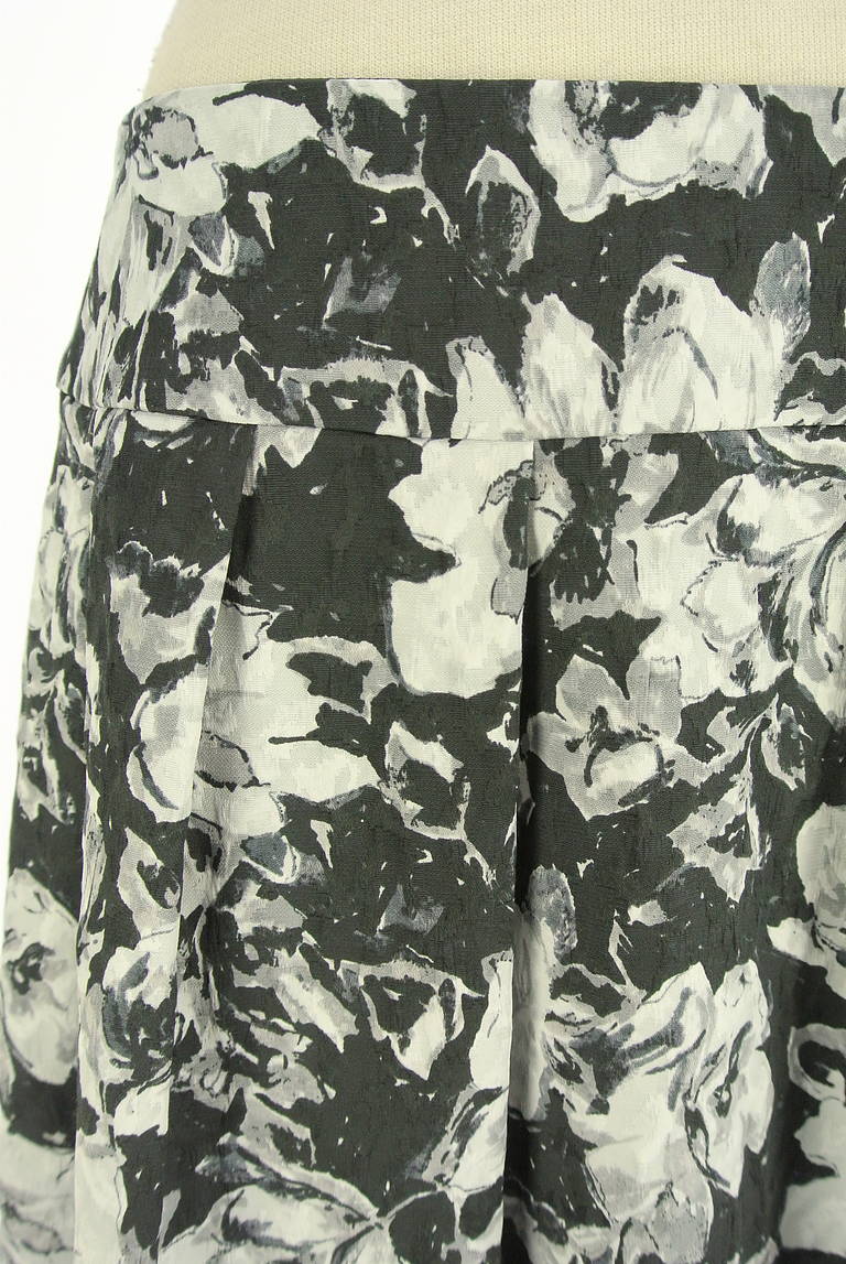 SUTSESO（スチェッソ）の古着「商品番号：PR10322245」-大画像4