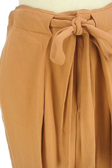 UNITED ARROWS（ユナイテッドアローズ）の古着「タックテーパードパンツ（パンツ）」大画像４へ