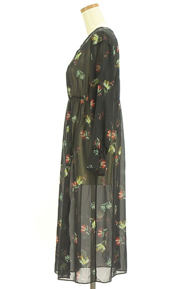 URBAN RESEARCH DOORS（アーバンリサーチドアーズ）の古着「キャンディスリーブ花柄シフォンワンピース（ワンピース・チュニック）」大画像３へ