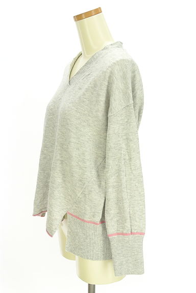 VICKY（ビッキー）の古着「Vネックパイピングニットトップス（ニット）」大画像３へ