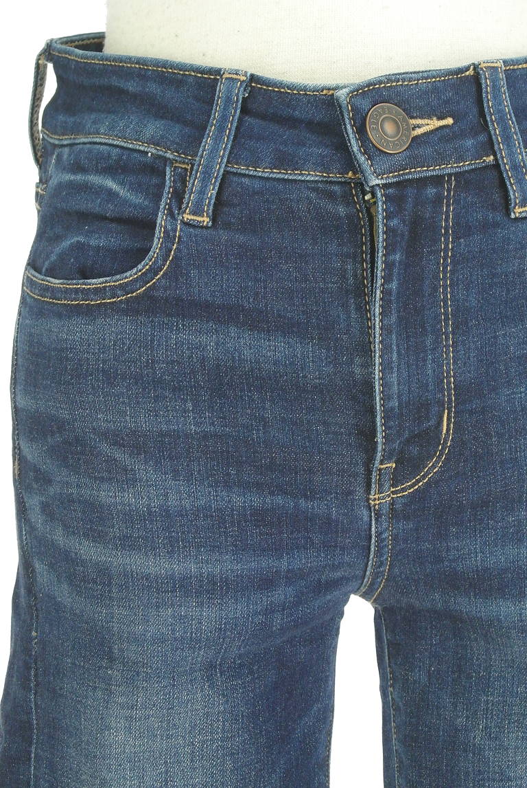 AMERICAN EAGLE（アメリカンイーグル）の古着「商品番号：PR10322516」-大画像4