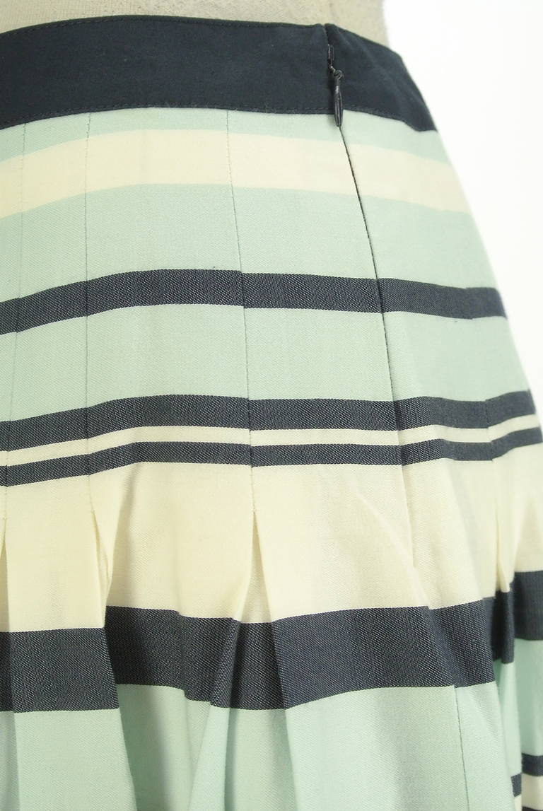 組曲（クミキョク）の古着「商品番号：PR10322722」-大画像4