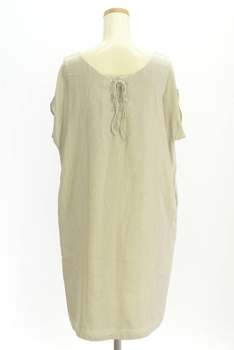 組曲（クミキョク）の古着「商品番号：PR10322726」-大画像2