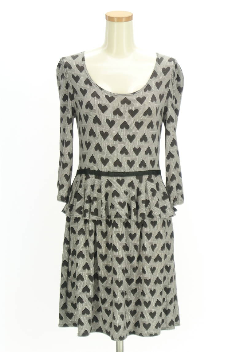 Ninamew（ニーナミュウ）の古着「商品番号：PR10322849」-大画像1