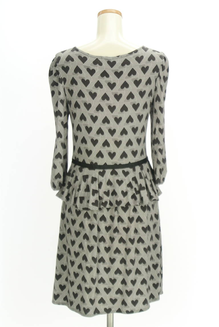 Ninamew（ニーナミュウ）の古着「商品番号：PR10322849」-大画像2