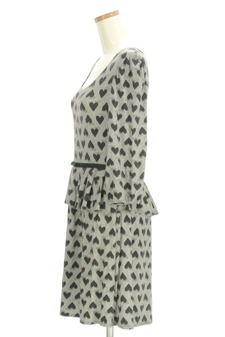 Ninamew（ニーナミュウ）の古着「商品番号：PR10322849」-大画像3