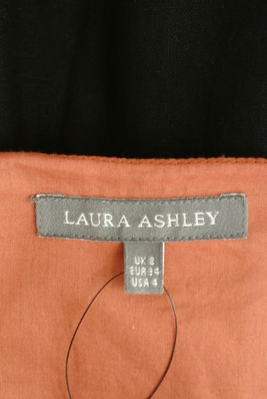 Laura Ashley（ローラアシュレイ）の古着「透かしボーダー膝丈ワンピース（ワンピース・チュニック）」大画像６へ