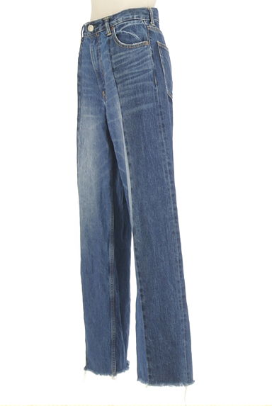 AZUL BY MOUSSY（アズールバイマウジー）の古着「バイカラーデニムパンツ（デニムパンツ）」大画像３へ