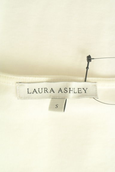 Laura Ashley（ローラアシュレイ）の古着「刺繍レースカットソー（カットソー・プルオーバー）」大画像６へ