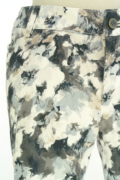 MK MICHEL KLEIN（エムケーミッシェルクラン）の古着「花柄ドロストクロップドパンツ（パンツ）」大画像４へ