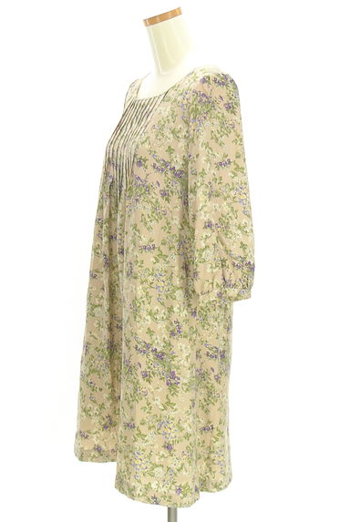 Te chichi（テチチ）の古着「８分袖花柄膝上ワンピース（ワンピース・チュニック）」大画像３へ
