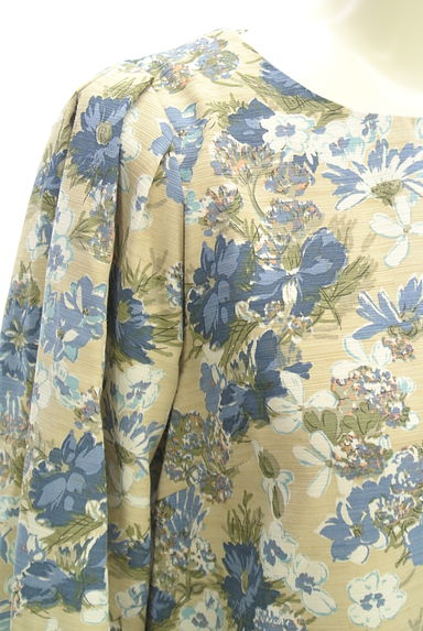 Te chichi（テチチ）の古着「ボリュームスリーブ花柄膝上ワンピース（ワンピース・チュニック）」大画像４へ