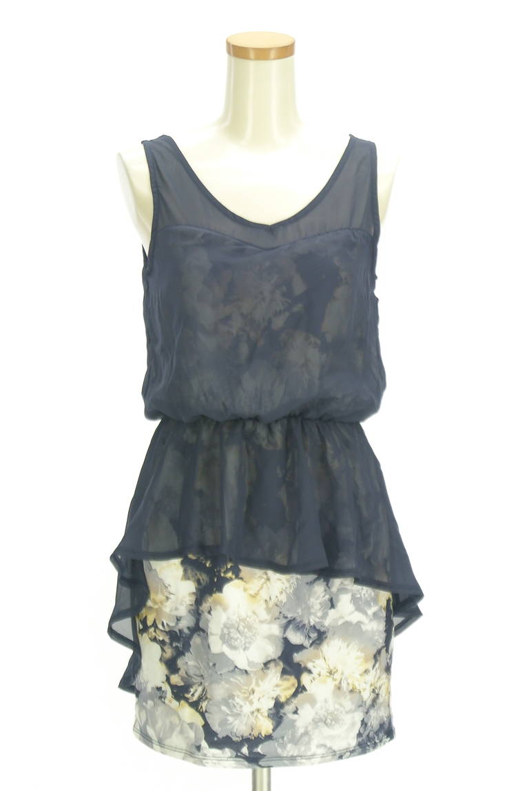 rienda（リエンダ）の古着「商品番号：PR10323379」-大画像1