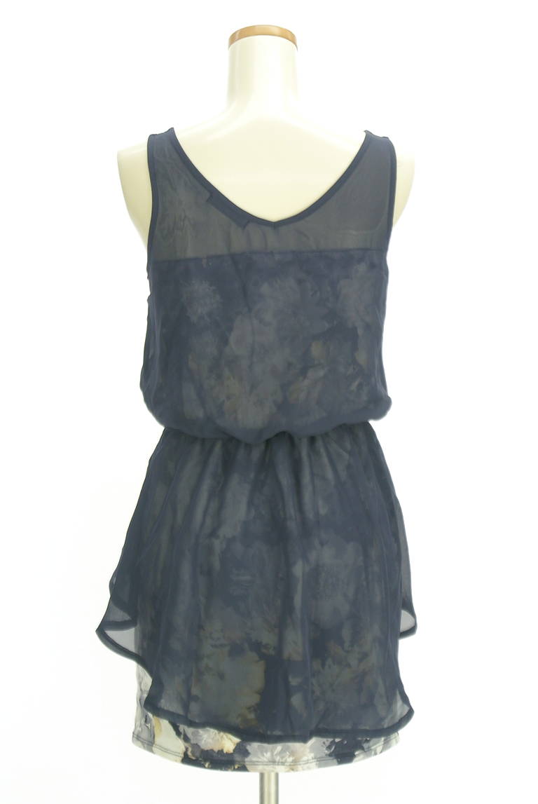 rienda（リエンダ）の古着「商品番号：PR10323379」-大画像2