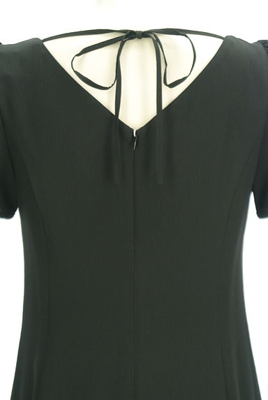 PROPORTION BODY DRESSING（プロポーションボディ ドレッシング）の古着「バックＶネックパフスリーブワンピース（ワンピース・チュニック）」大画像４へ