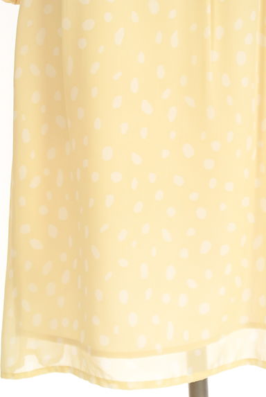 Te chichi（テチチ）の古着「変形ドット膝丈シフォンワンピース（ワンピース・チュニック）」大画像５へ