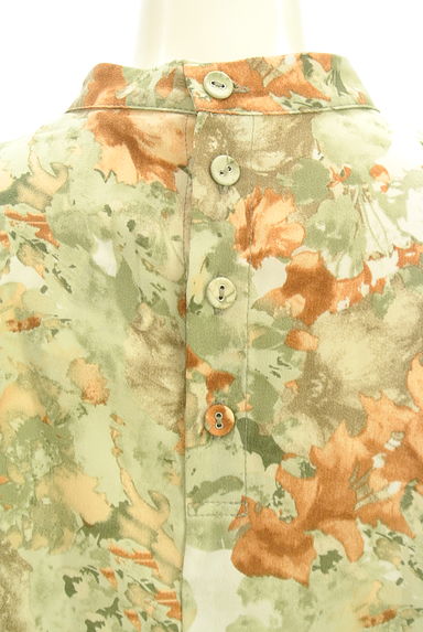 YECCA VECCA（イェッカヴェッカ）の古着「花柄ノースリカットソー（カットソー・プルオーバー）」大画像５へ