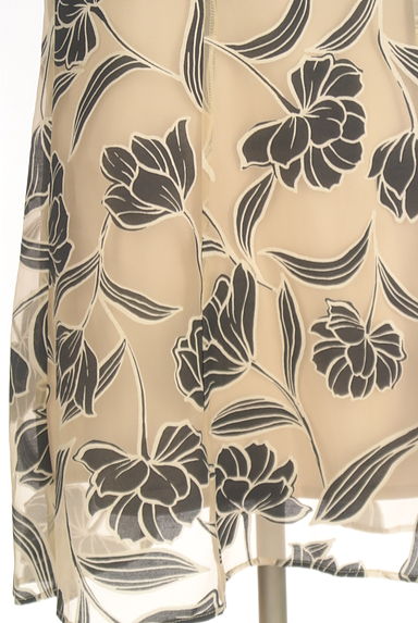 JILL by JILLSTUART（ジルバイジルスチュアート）の古着「花柄切替ロングワンピース（ワンピース・チュニック）」大画像５へ